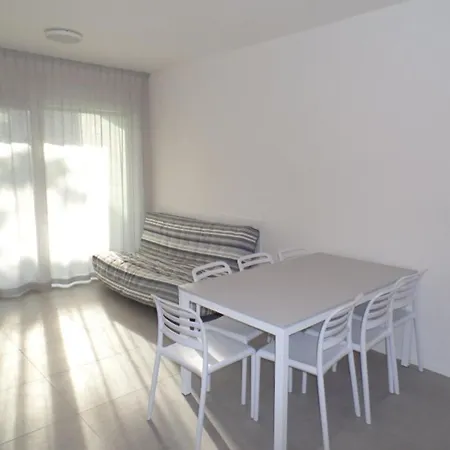 And Sunny With Balcony In Bibione
