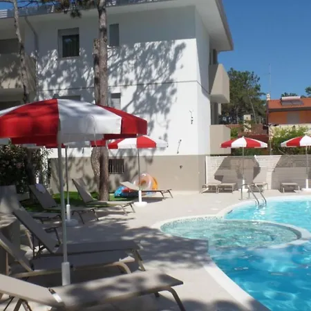 And Sunny With Balcony In Bibione