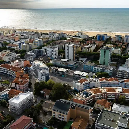 And Sunny With Balcony In Bibione